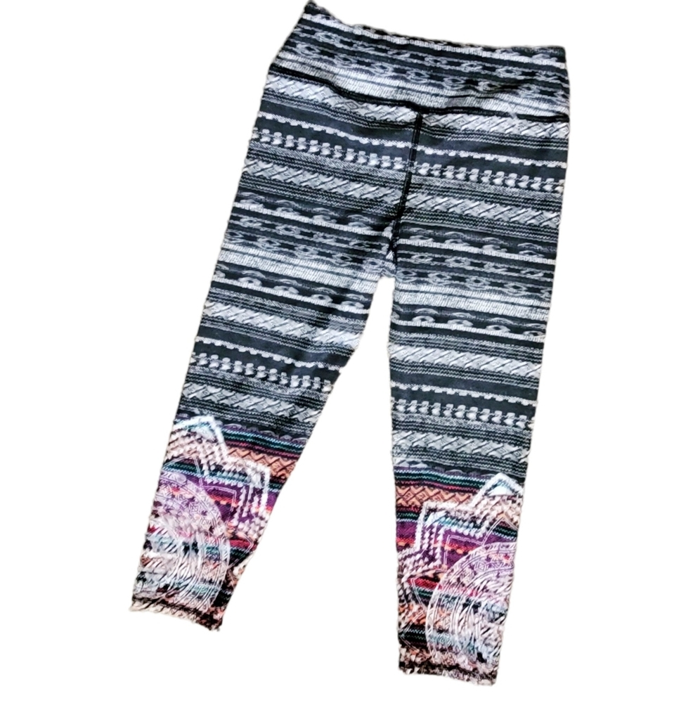 EVCR Aztek print leggings. Size M.